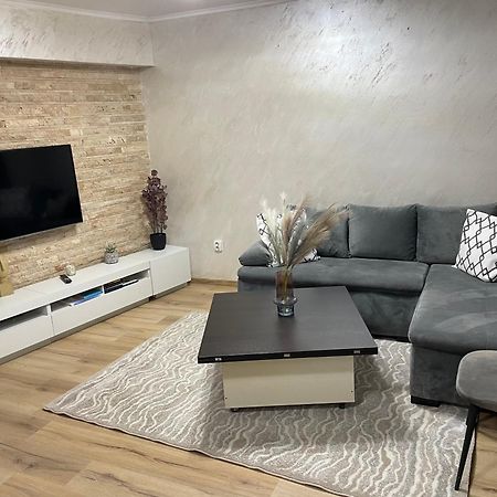 Pretty Luxury Apartament'S Cluj-Napoca Exterior foto